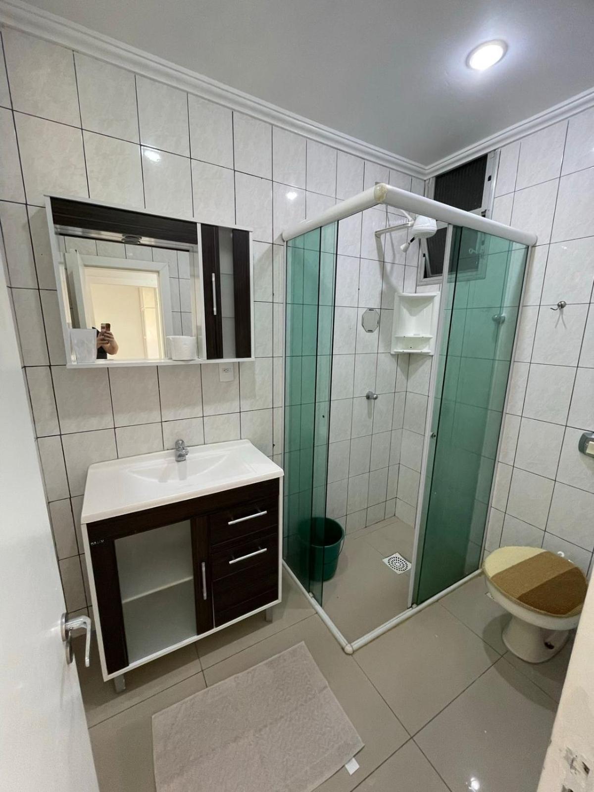 Apartamento Aconchegante Apto De 2 Quartos A Passos Da Praia. *
